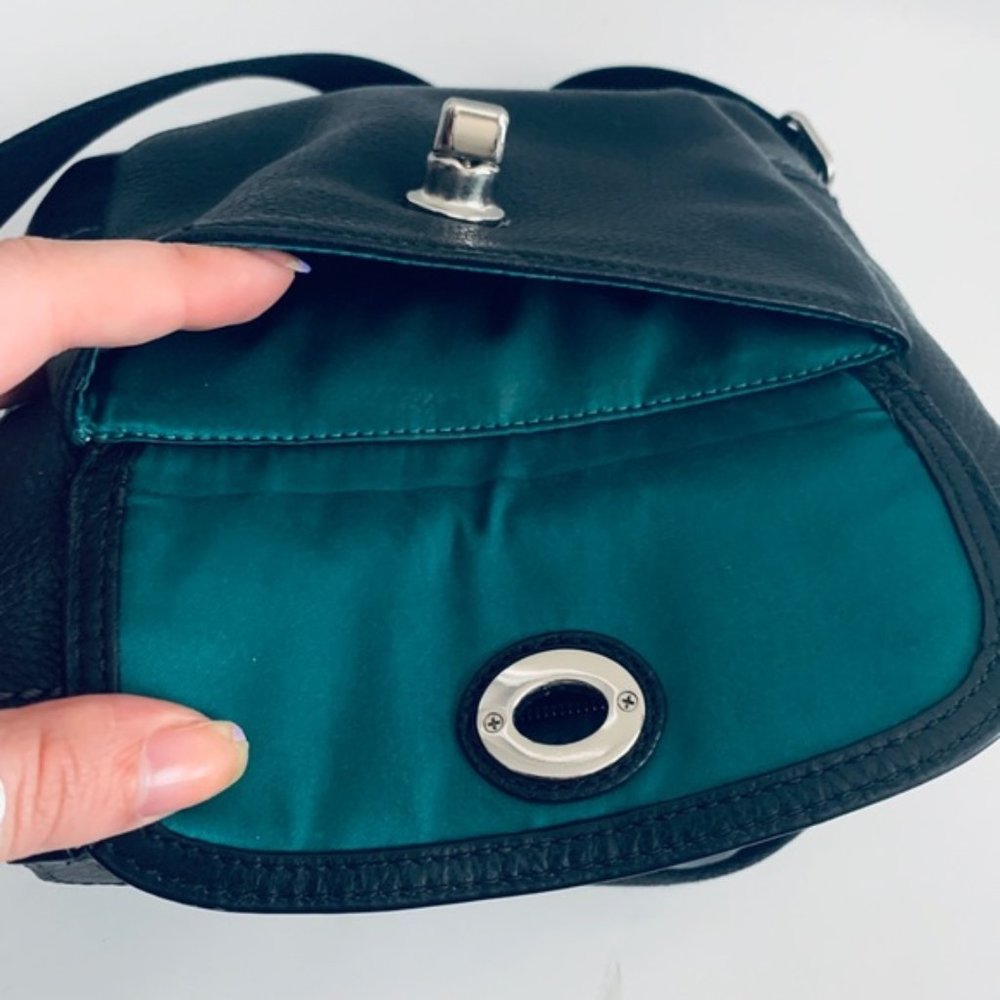 Small Black Leather COACH Purse Crossbody - Picture 4 of 5